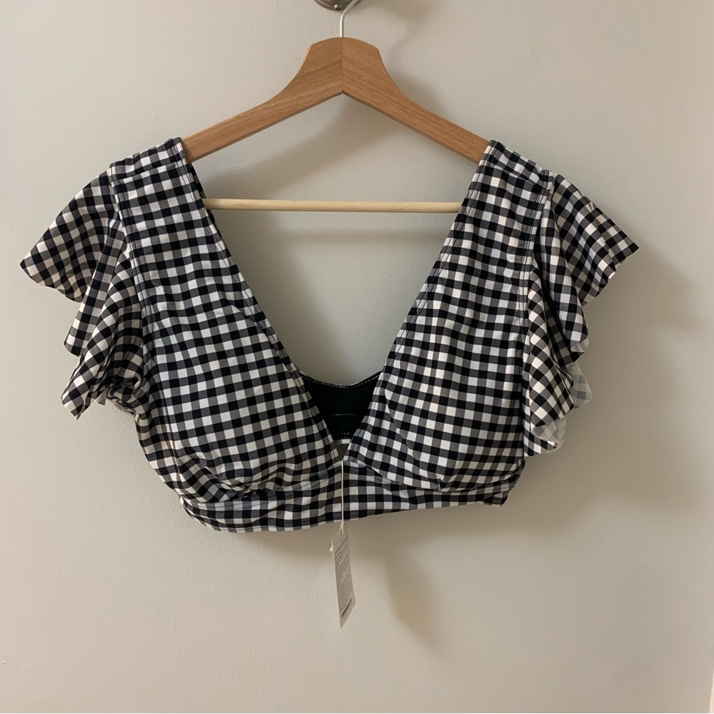 [New with tags] Swimsuit top cocoship